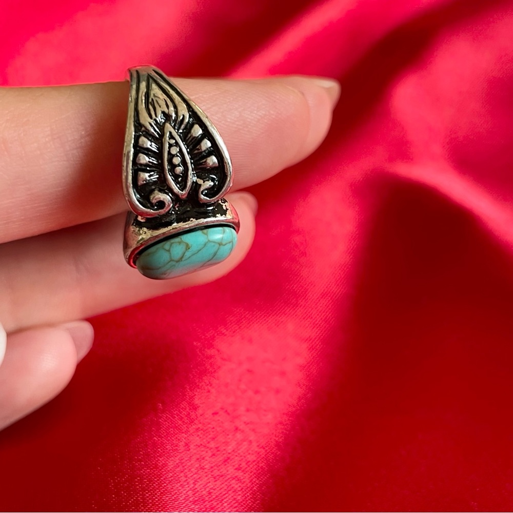 Turquoise Statement Costume Ring Silver Metal Ste… - image 4
